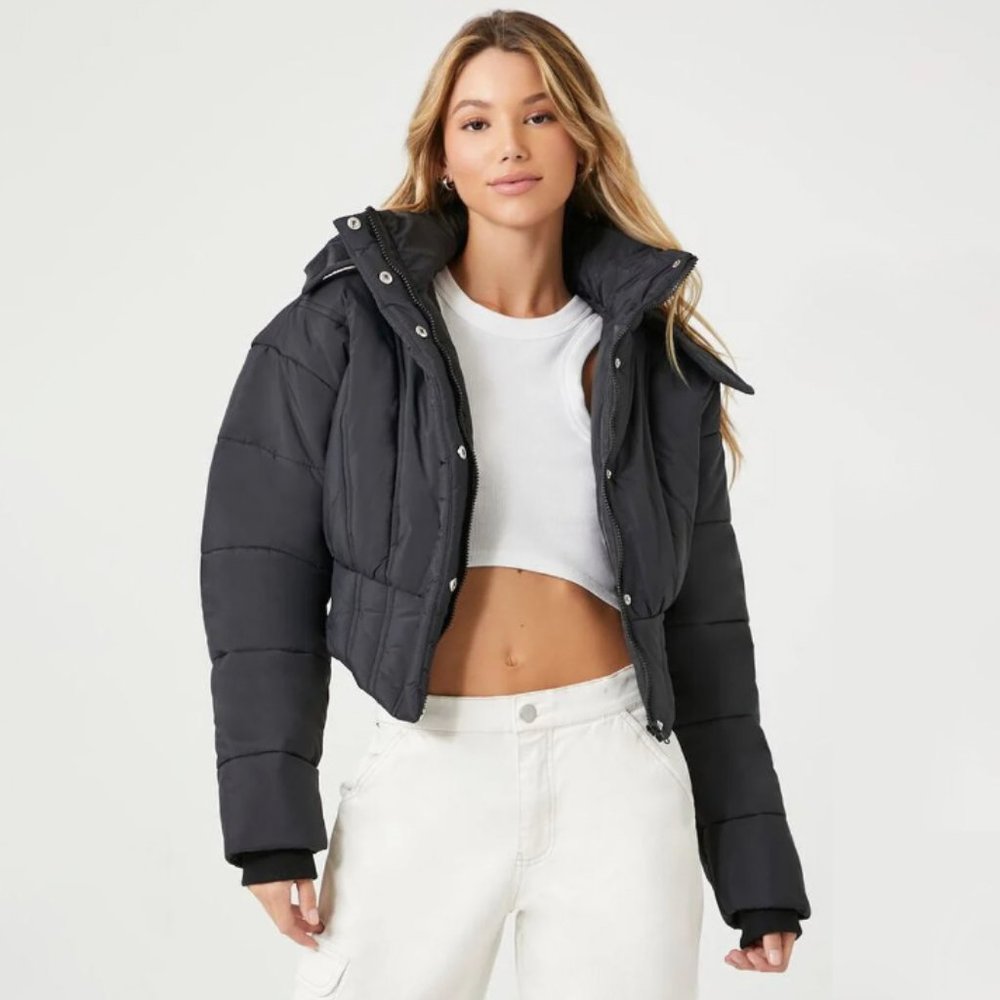 FOREVER 21 Hooded Cropped Puffer Jacket Black